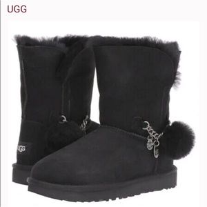 Ugg classic winter boots